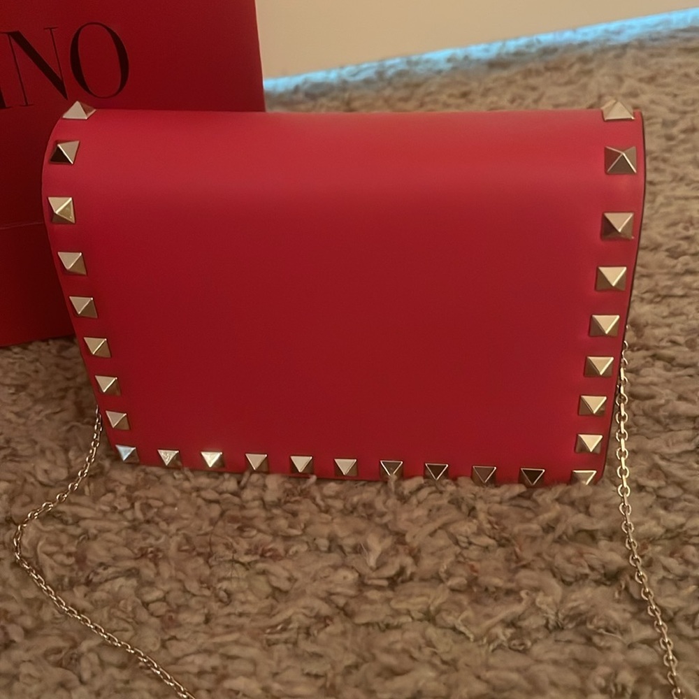 Valentino Garavani Rockstud Calfskin Chain Pouch (Mini Bag) in Red